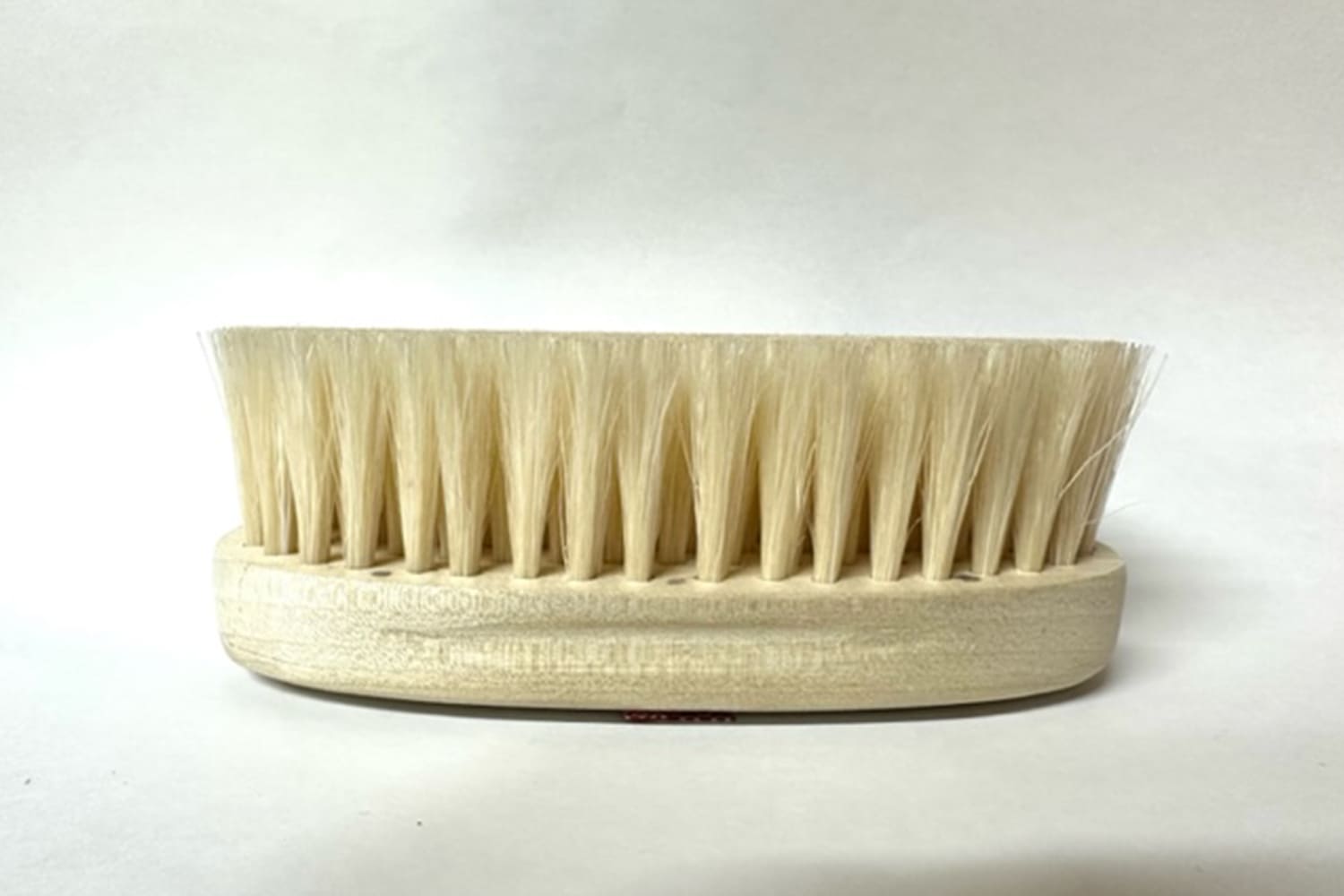 先輩職人のもとで手植え技術を学ぶ